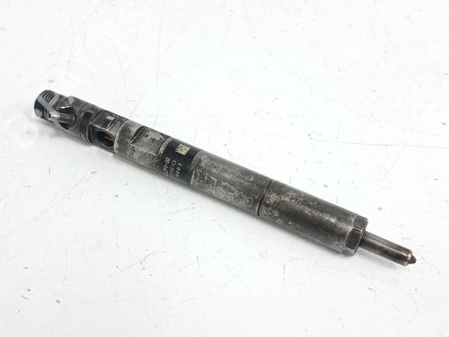 Used Injector HYUNDAI TERRACAN (HP) 2.9 CRDi (150 hp) 31181741
