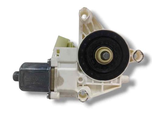 Left front window motor MERCEDES-BENZ C-CLASS (W204) C 200 CDI (204.001) | BP27978553E21