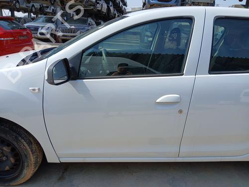 left-front-door-dacia-sandero-ii-2012-36263384 main image