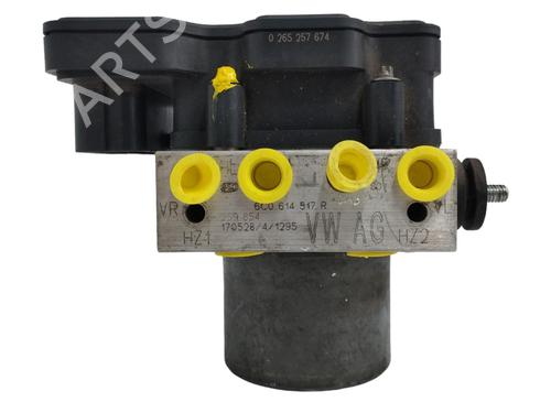 Used ABS pump SKODA FABIA III Estate (NJ5) 1.0 (75 hp) 16996614