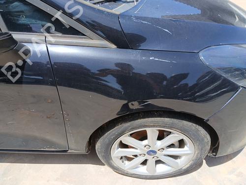 Used Right front fenders Right front fenders 36784957 36784957