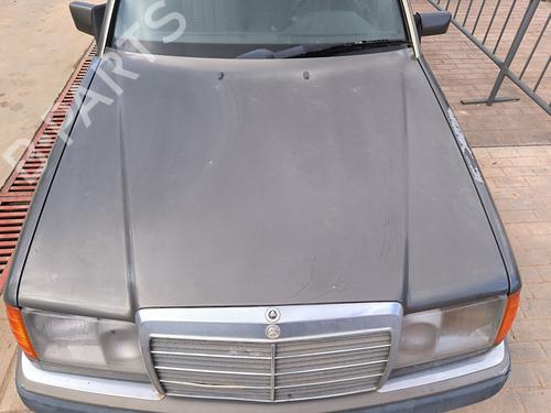 Capot Capot MERCEDES-BENZ 124 Saloon (W124) 300 D (124.130) (113 hp) 31880460 31880460