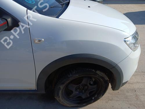 right-front-fenders-dacia-sandero-ii-2012-36263357 main image