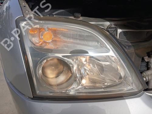 Used Right headlight Right headlight OPEL VECTRA C (Z02) 2.0 DTI 16V (F69) (101 hp) 33977450 33977450