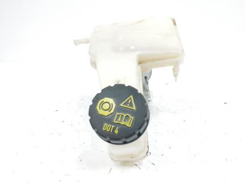 Used Brake master cylinder CITROËN C4 III (BA_, BB_, BC_) 1.2 PureTech 130 (BAHNSA, BAHNSB) (130 hp) 12442447