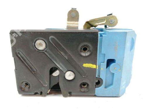 Front left lock VOLVO XC90 I VAN (275) 2.4 D4 30663040