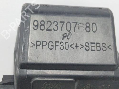 Fuel flap PEUGEOT 3008 II SUV (MC_, MR_, MJ_, M4_) Hybrid | BP29934566C131