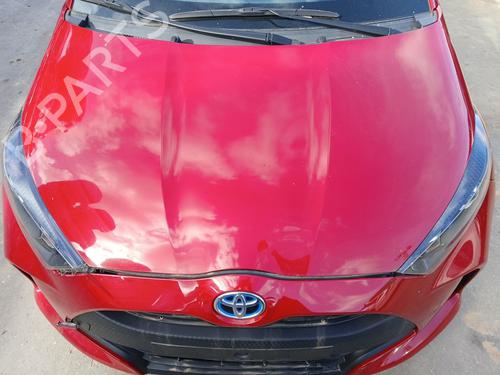 hood-toyota-yaris-_p21_-_pa1_-_ph1_-2020-32165387 main image