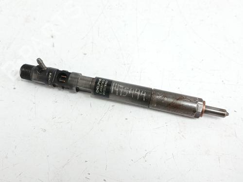 Used Injector HYUNDAI TERRACAN (HP) 2.9 CRDi (150 hp) 31181746