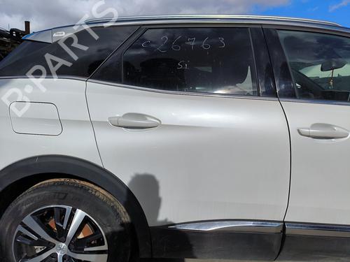 Dør højre bagtil PEUGEOT 3008 II SUV (MC_, MR_, MJ_, M4_) 1.2 THP/ PureTech 130 (MRHNSM, MRHNSU, MRHNSJ, MRHNYW,... (131 hp) 31882546