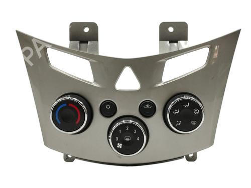 Commande Chauffage CHEVROLET TRAX 1.7 TD (131 hp) 17482640