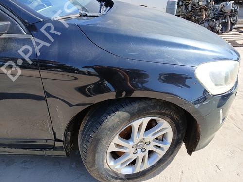 Used Right front fenders Right front fenders 36859537 36859537