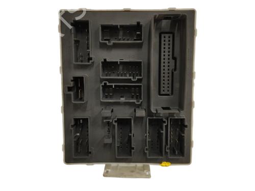 Used Fuse box FORD TRANSIT CONNECT (P65_, P70_, P80_) 1.8 TDCi (90 hp) 15403174