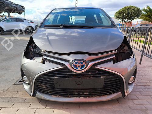 Used Parts TOYOTA YARIS (_P13_) 1.5 Hybrid (NHP130_, NHP130) (101 hp) 4422770