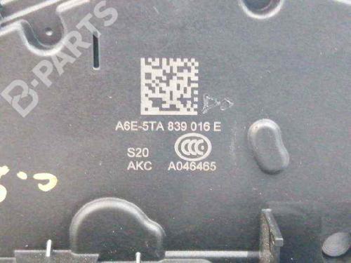 Rear right lock SKODA OCTAVIA III (5E3, NL3, NR3) 1.0 TSI | BP6095735C99 