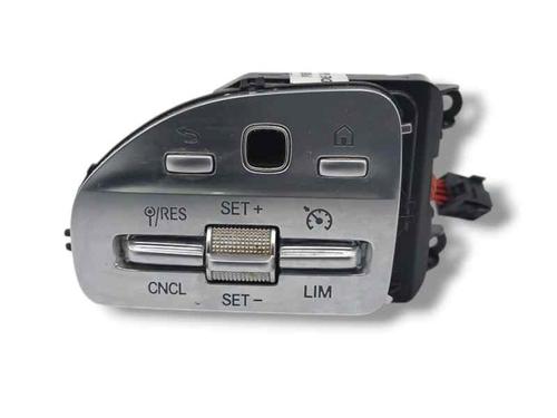 Used Steering wheel controls MERCEDES-BENZ GLA (H247) GLA 200 d (247.712) (150 hp) 26554009
