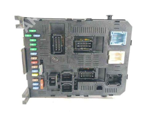 Used Fuse box Fuse box CITROËN C4 Coupe (LA_) 1.6 16V (109 hp) 9849090 9849090