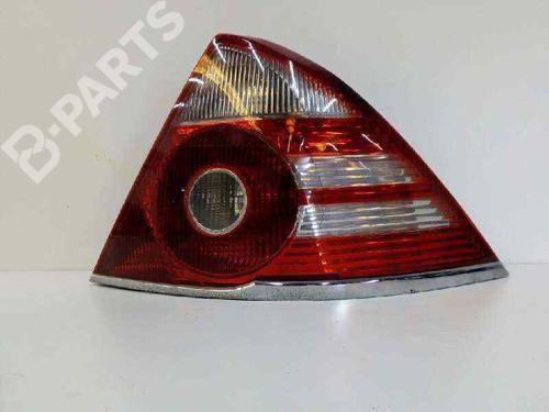 Used Right taillight FORD MONDEO III (B5Y) [2000-2007]  5618958