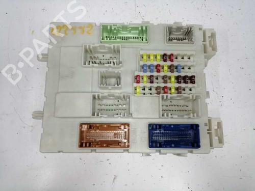 Used Fuse box FORD FOCUS III Saloon 1.6 Ti (125 hp) 7174918