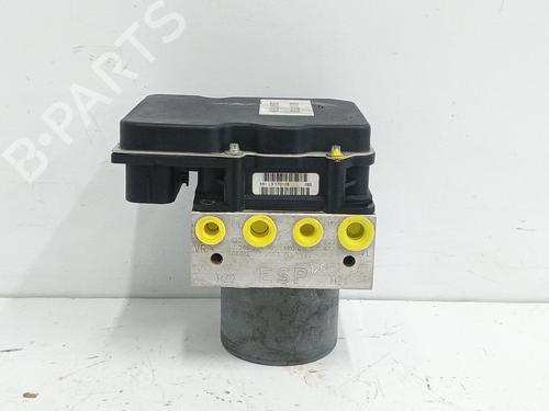 Used ABS pump AUDI A4 B7 (8EC) [2004-2009]  31380840