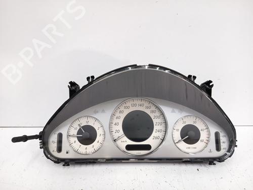 instrument-cluster-mercedes-benz-e-class-w211-2002-2003-2004-2005-2006-2007-2008-2009-38711445 main image