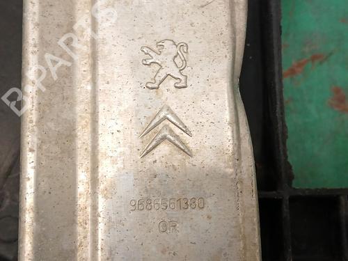 Front slam panel CITROËN C4 CACTUS 1.2 VTi 82 | BP32361524C72