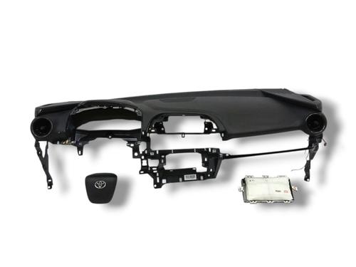 Dashboard TOYOTA C-HR (_X1_) 1.8 Hybrid (ZYX10_, ZYX11_) (98 hp) 32338348