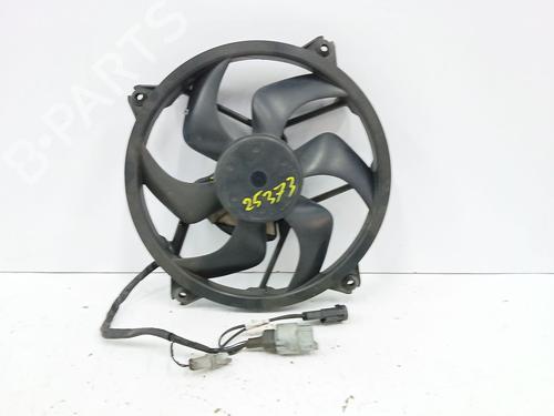 radiator-fan-peugeot-407-6d_-2004-2005-2006-2007-2008-2009-2010-2011-38046484 main image