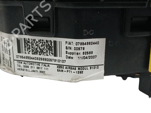 Driver airbag FORD FOCUS I (DAW, DBW) 1.8 Turbo DI / TDDi | BP17641268C9