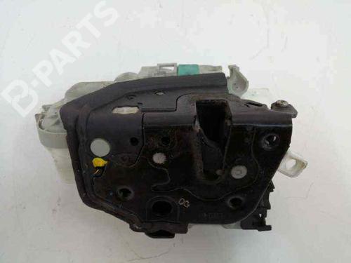 Front left lock AUDI A1 Sportback (8XA, 8XF) 1.0 TFSI (95 hp) 8X1837015C | 8X1837015C |