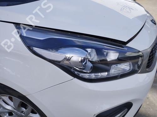 Right headlight KIA CARENS IV 1.7 CRDi | BP40603811C29 - Image 2
