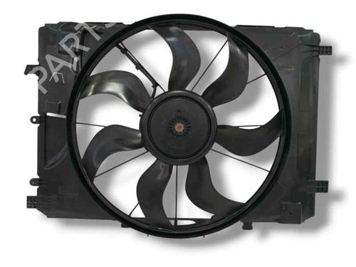 Radiator fan MERCEDES-BENZ GLA-CLASS (X156) GLA 200 CDI / d (156.908) A2465000064 | 0130308425
