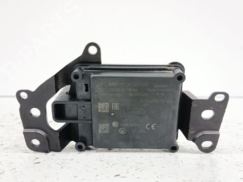 Used Electronic module Electronic module TOYOTA C-HR (_X1_) 1.8 Hybrid (ZYX10_, ZYX11_) (98 hp) 40006102 40006102
