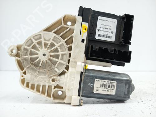 Rudehejsemotor forskærm højre Rudehejsemotor forskærm højre SEAT ALTEA (5P1) 2.0 FSI (150 hp) 34584255 34584255