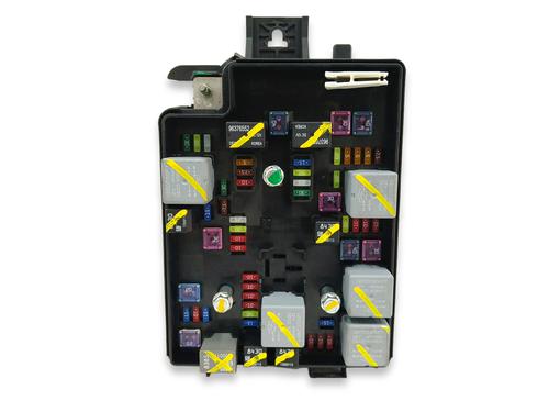 Used Fuse box CHEVROLET AVEO Hatchback (T300) 1.4 (101 hp) 17986910