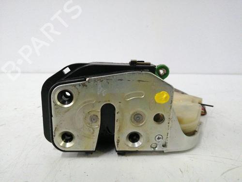 Used Front left lock KIA SORENTO I (JC) 2.5 CRDi 4WD (140 hp) 12426652