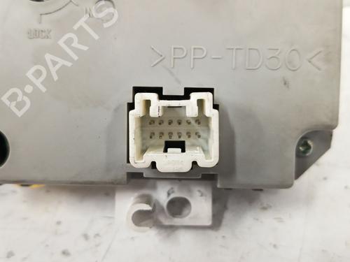 Climate control MAZDA 6 Hatchback (GG) 2.0 DI (GG14) | BP30589903I5