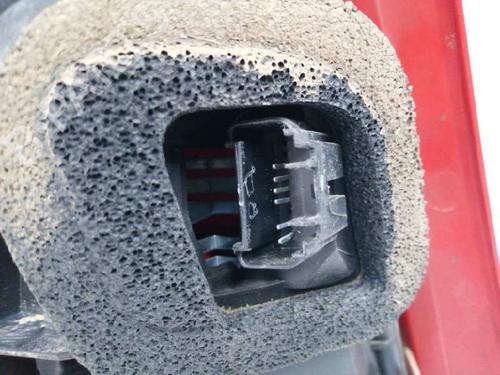 Right taillight PEUGEOT 107 (PM_, PN_) 1.4 HDi | BP9271665C35