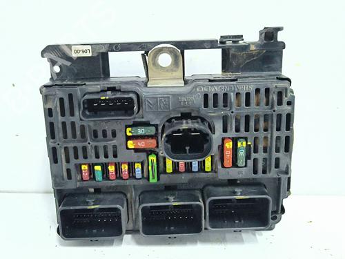 fuse-box-peugeot-607-9d-9u-2000-35950513 main image
