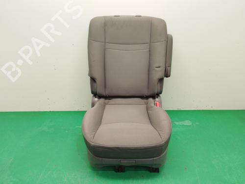 Asientos traseiros SSANGYONG RODIUS II 2.2 Xdi (178 hp) 17064813
