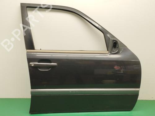 Used Right front door MERCEDES-BENZ C-CLASS (W202) C 200 (202.020) (136 hp) 17537287