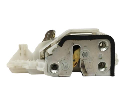 Used Front left lock HONDA CIVIC VIII Hatchback (FN, FK) [2005-2012]  16472510