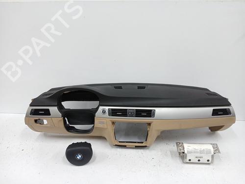 Tablier Tablier BMW 3 (E90) 320 d (184 hp) 34624319 34624319