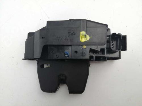 Used Tailgate lock OPEL CORSA F (P2JO) [2019-2025]  8190948