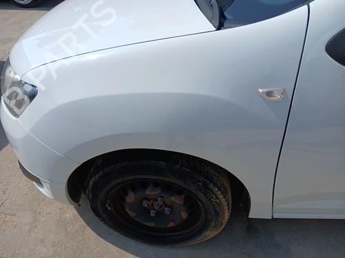 left-front-fenders-dacia-sandero-ii-2012-36263378 main image