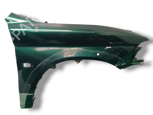 Used Right front fenders MITSUBISHI PAJERO SPORT I (K7_, K9_) 2.5 TD (K94W) (99 hp) 31194830