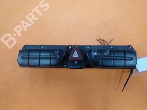 Used Warning switch MERCEDES-BENZ CLK (C209) [2002-2010]  6626181