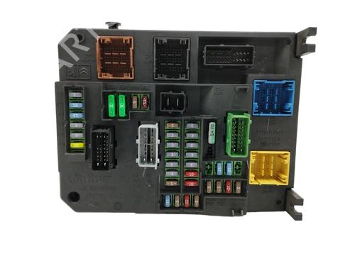 Used Fuse box CITROËN C4 Picasso II [2013-2025]  13742828