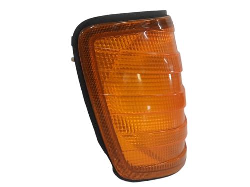 Right front indicator MERCEDES-BENZ 124 Saloon (W124) 300 D (124.130) | BP23575558C33 