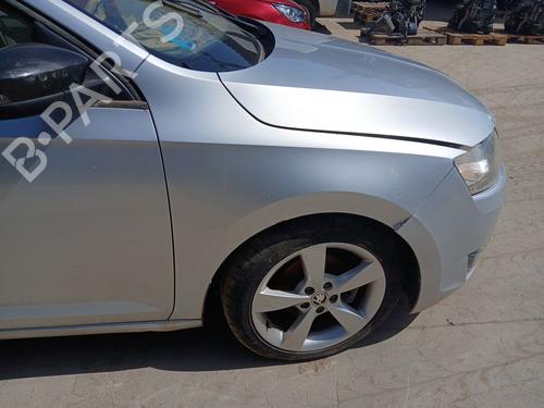 Used Right front fenders Right front fenders 36780495 36780495